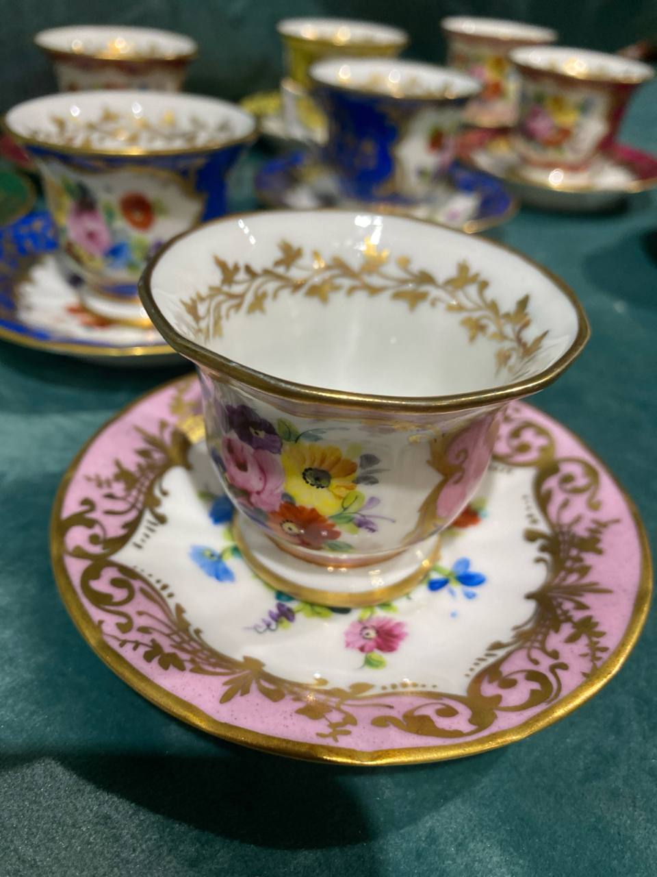 Сервиз чайный коллекционный от мастерской Le Tallec : Чайная пара 10 штук