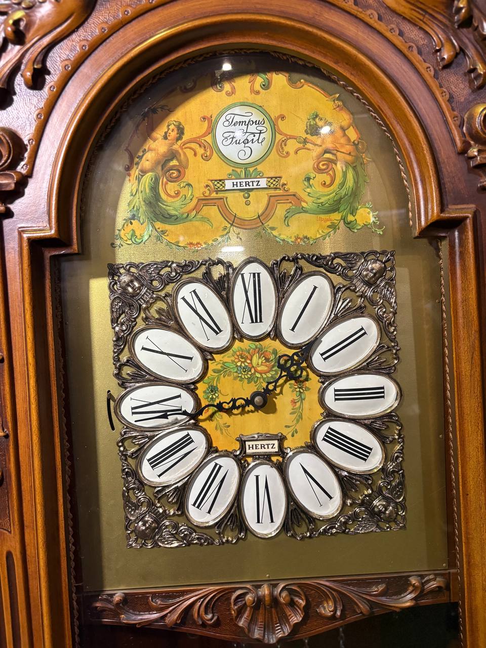 Часы напольные в стиле неоренессанс