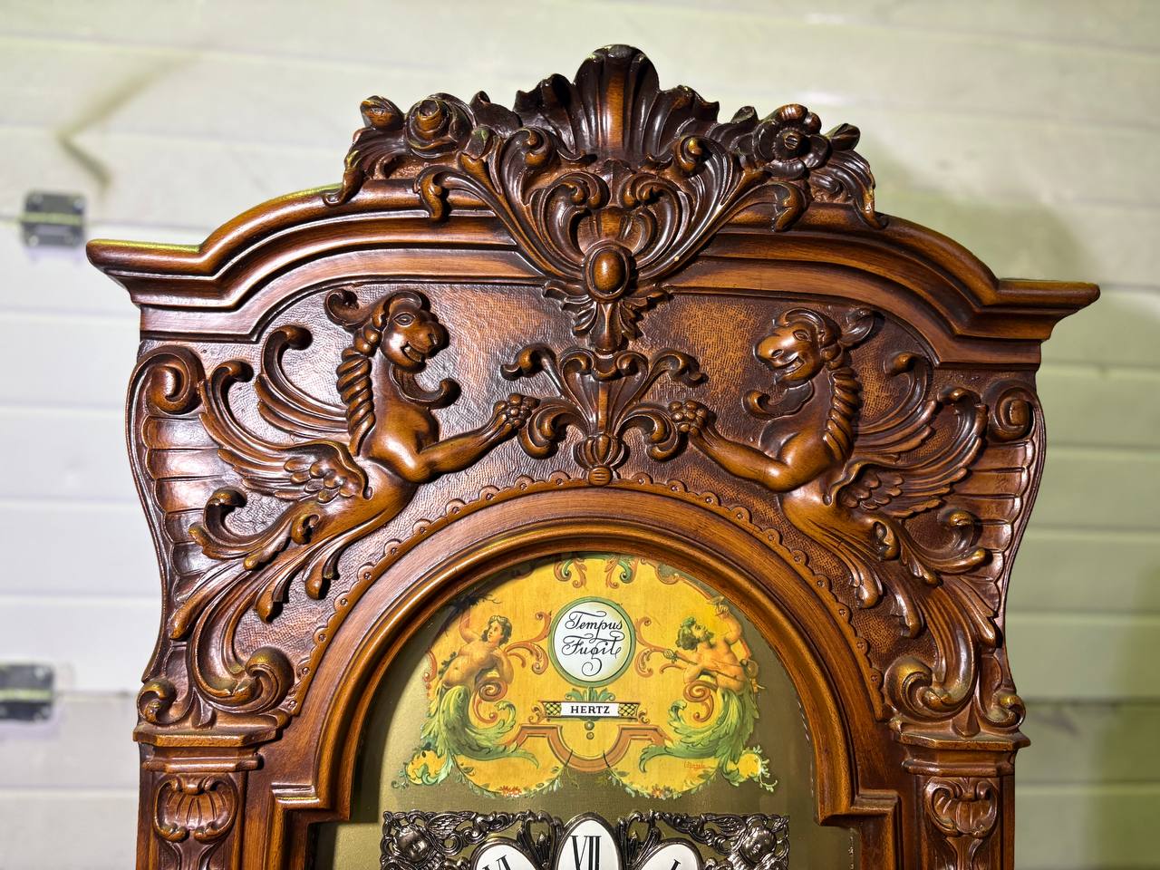 Часы напольные в стиле неоренессанс