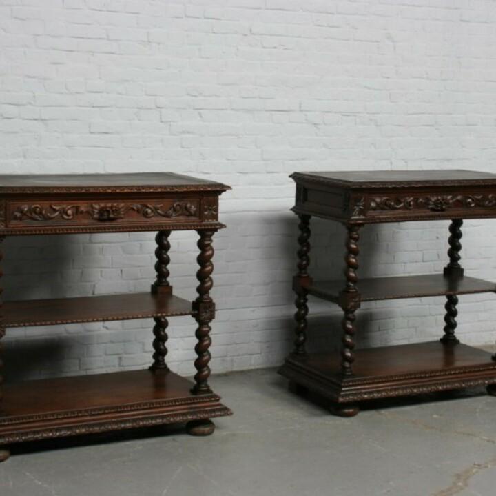 Консоль 2 штуки в стиле ренессанс