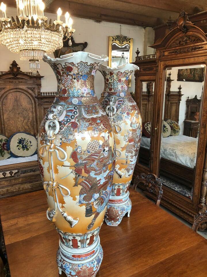 Ваза 2 штуки в восточном стиле