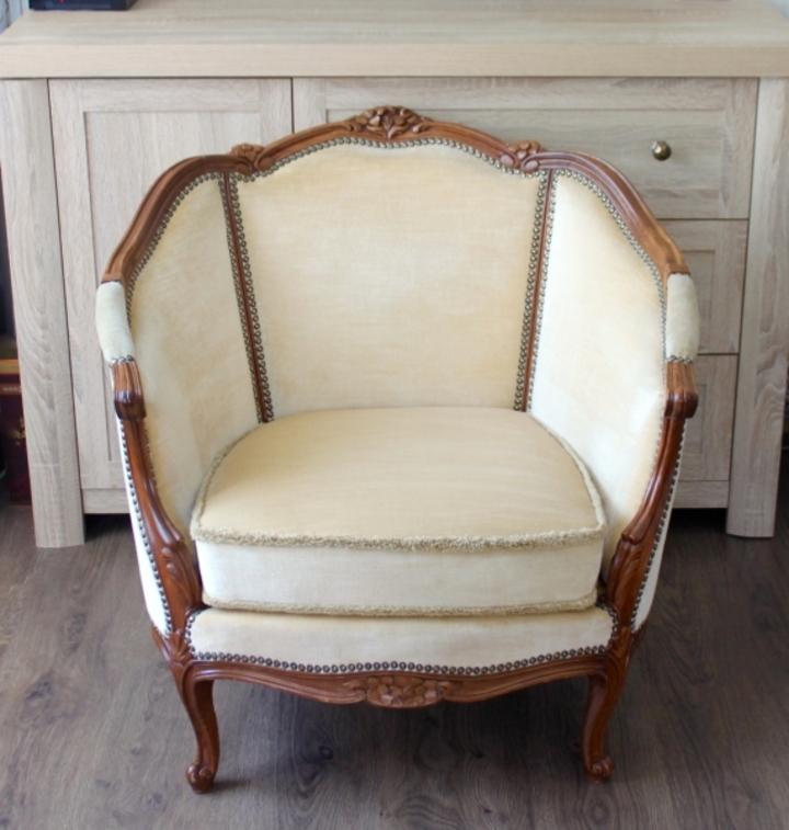 Кресло в стиле Людовика XV
