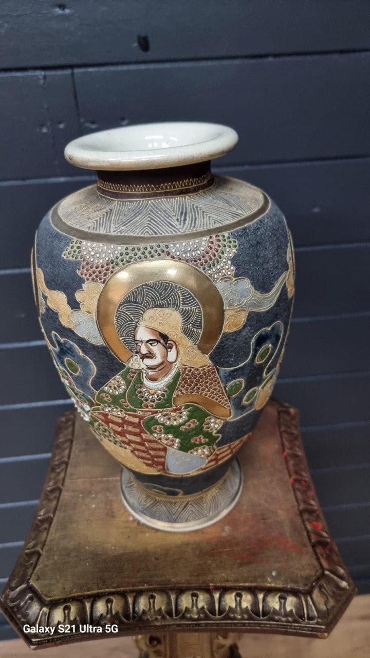 Ваза Сацума в восточном стиле