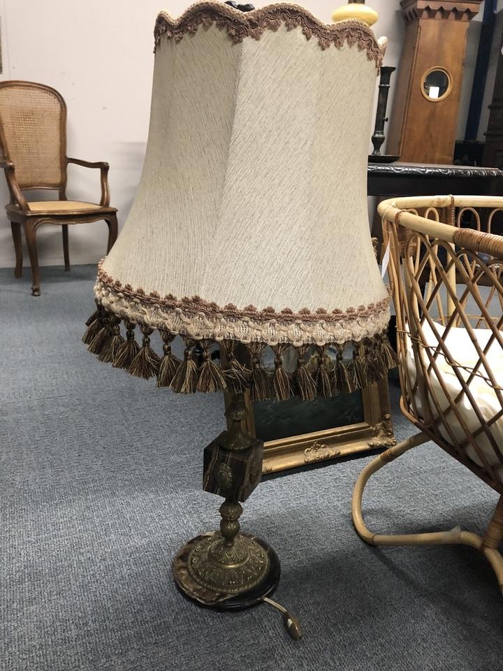 Лампа настольная винтажная