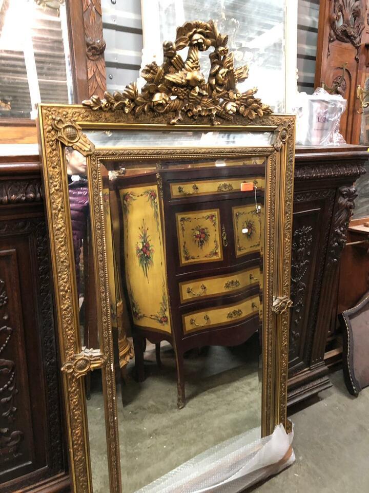 Зеркало в стиле Людовика XVI