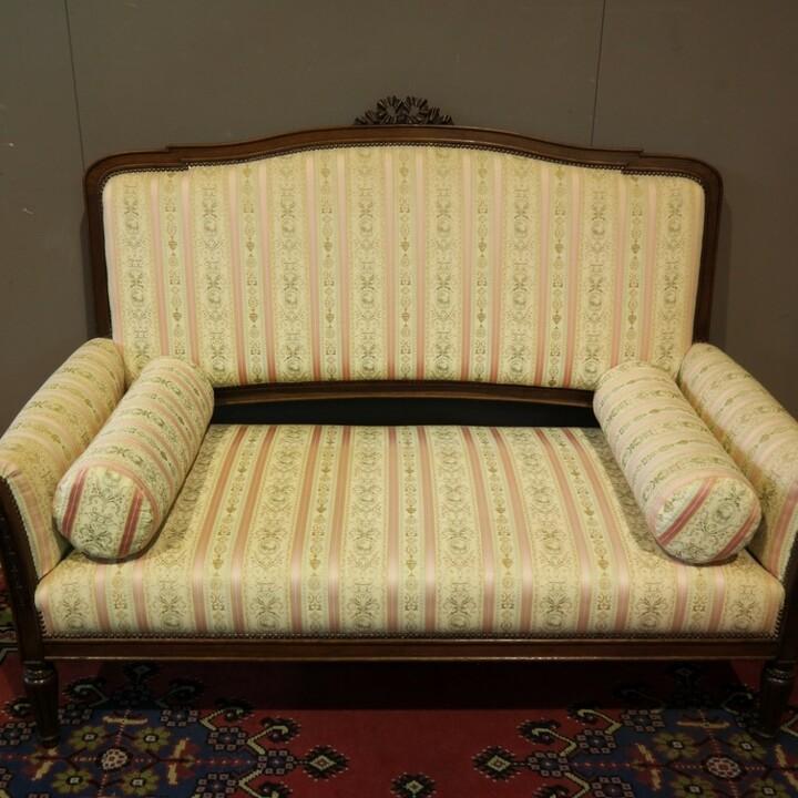 Диван/софа в стиле Людовика XVI