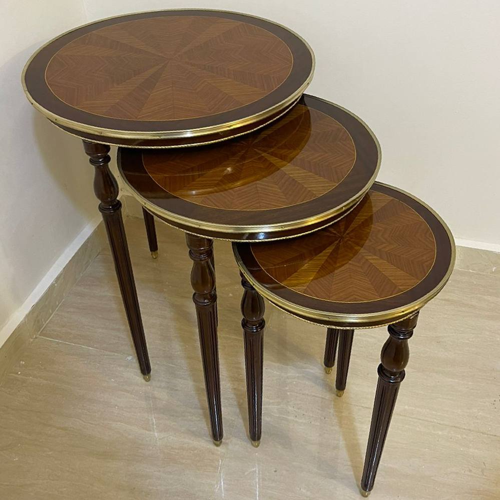 Сет: Стол/Подставка 3 штуки