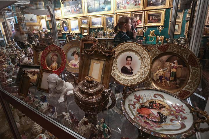 Какие предметы считаются антиквариатом?