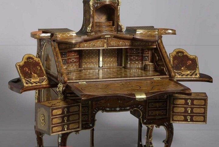 МНОГОФУНКЦИОНАЛЬНЫЙ СЕКРЕТЕР