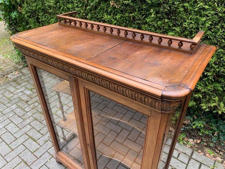 Шкаф/Витрина в стиле ренессанс