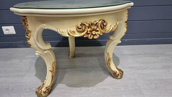 Стол в стиле венецианского барокко