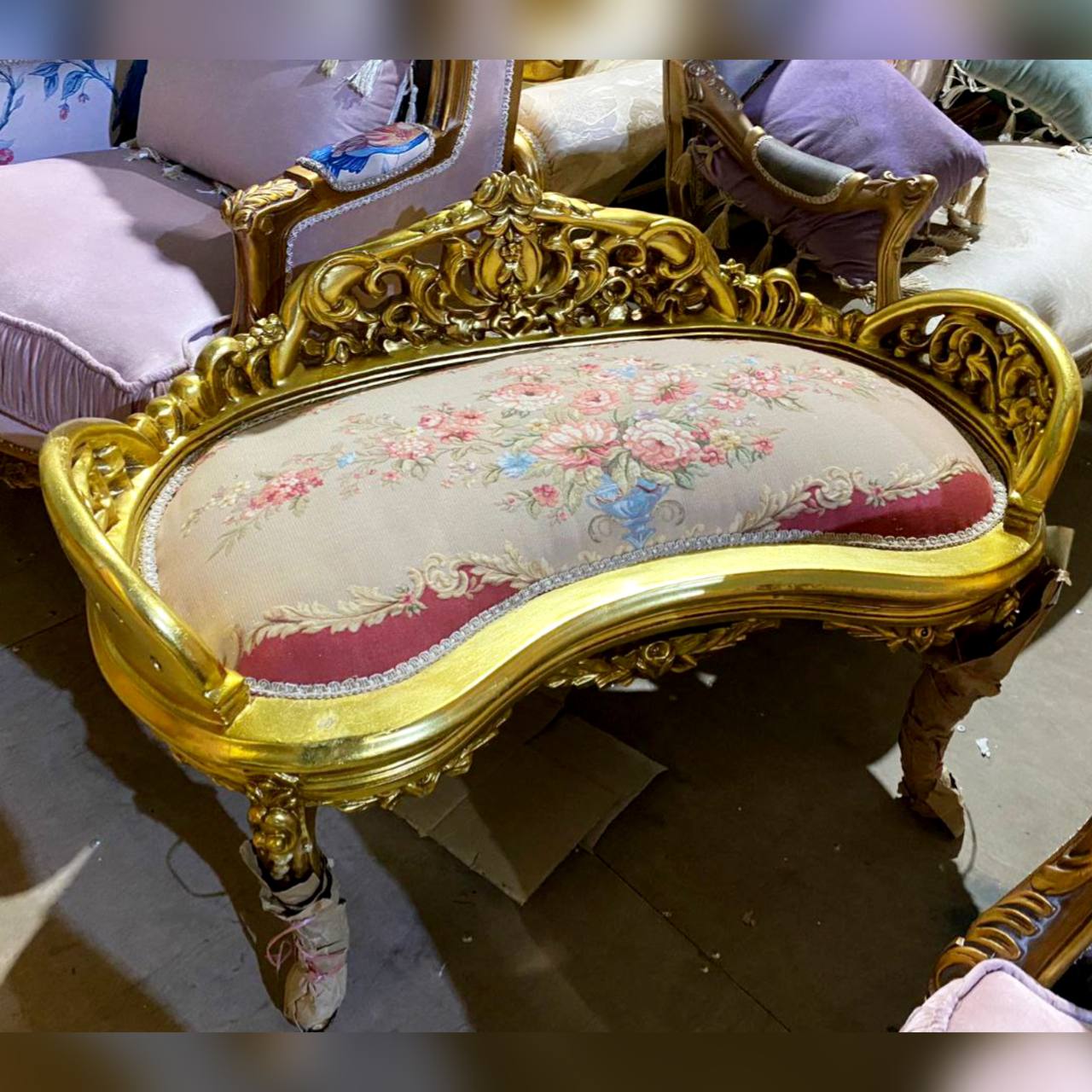 Банкетка/Пуф/Кушетка в стиле венецианского барокко