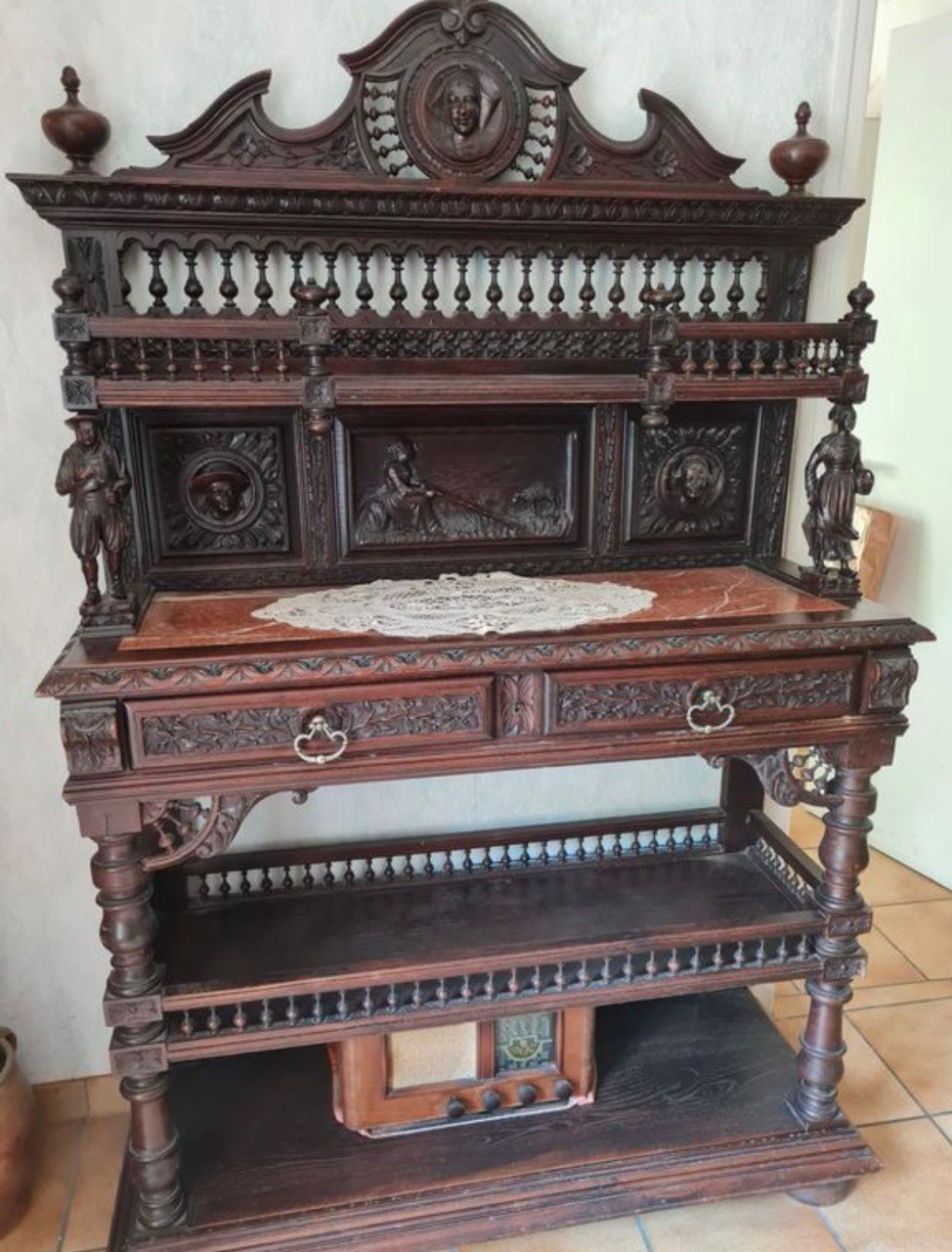 Десертница/Буфет открытый в бретонском стиле