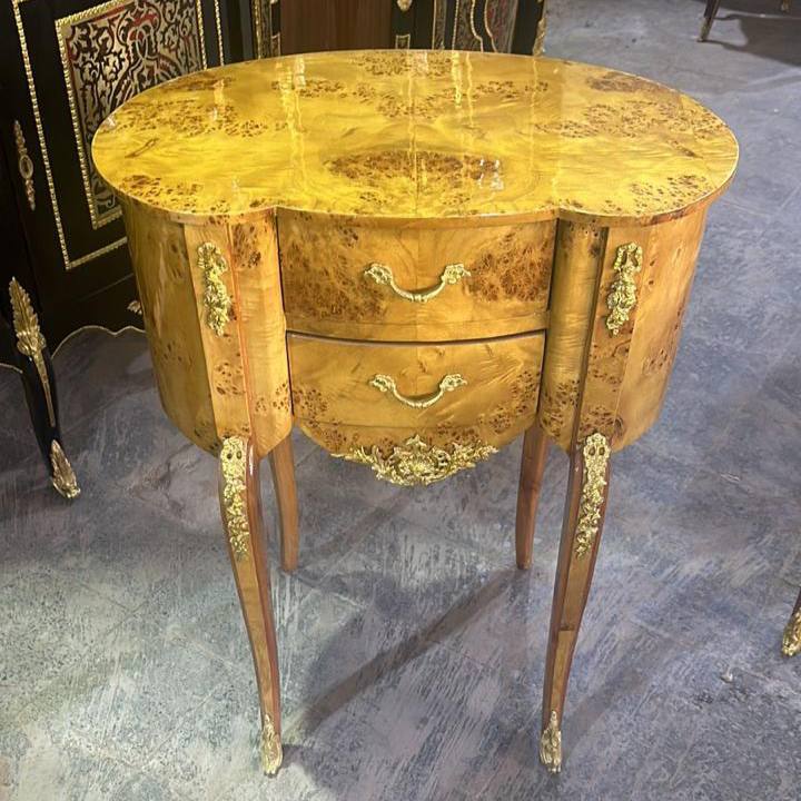 Тумба в стиле Людовика XV