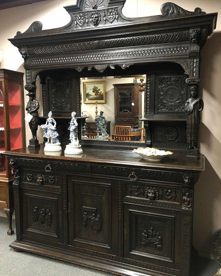 Буфет в стиле ренессанс