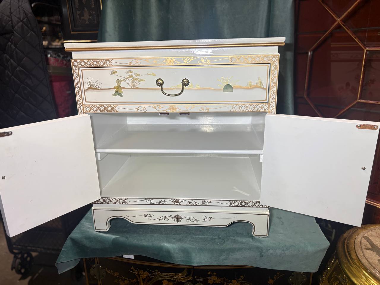 Тумба в стиле шинуазри 2 штуки