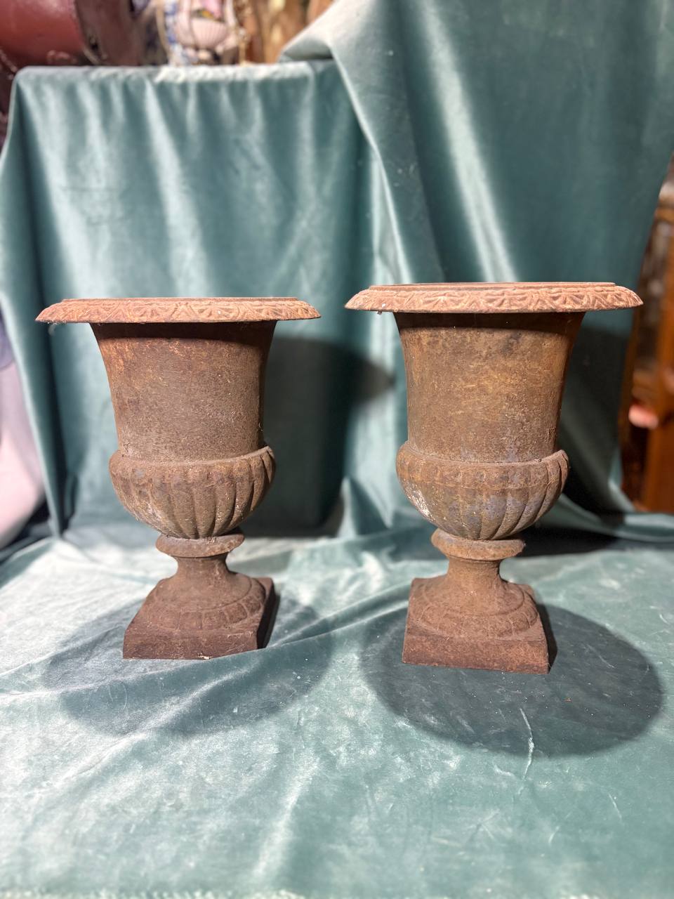 Вазон садово-парковый 2 штуки