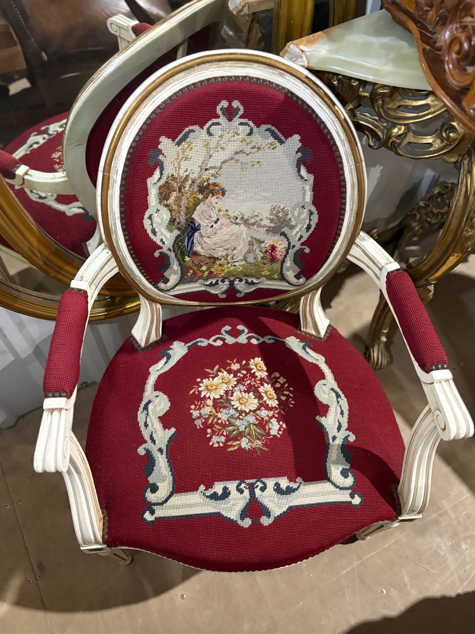 Кресло гобеленовое в стиле Людовика XVI