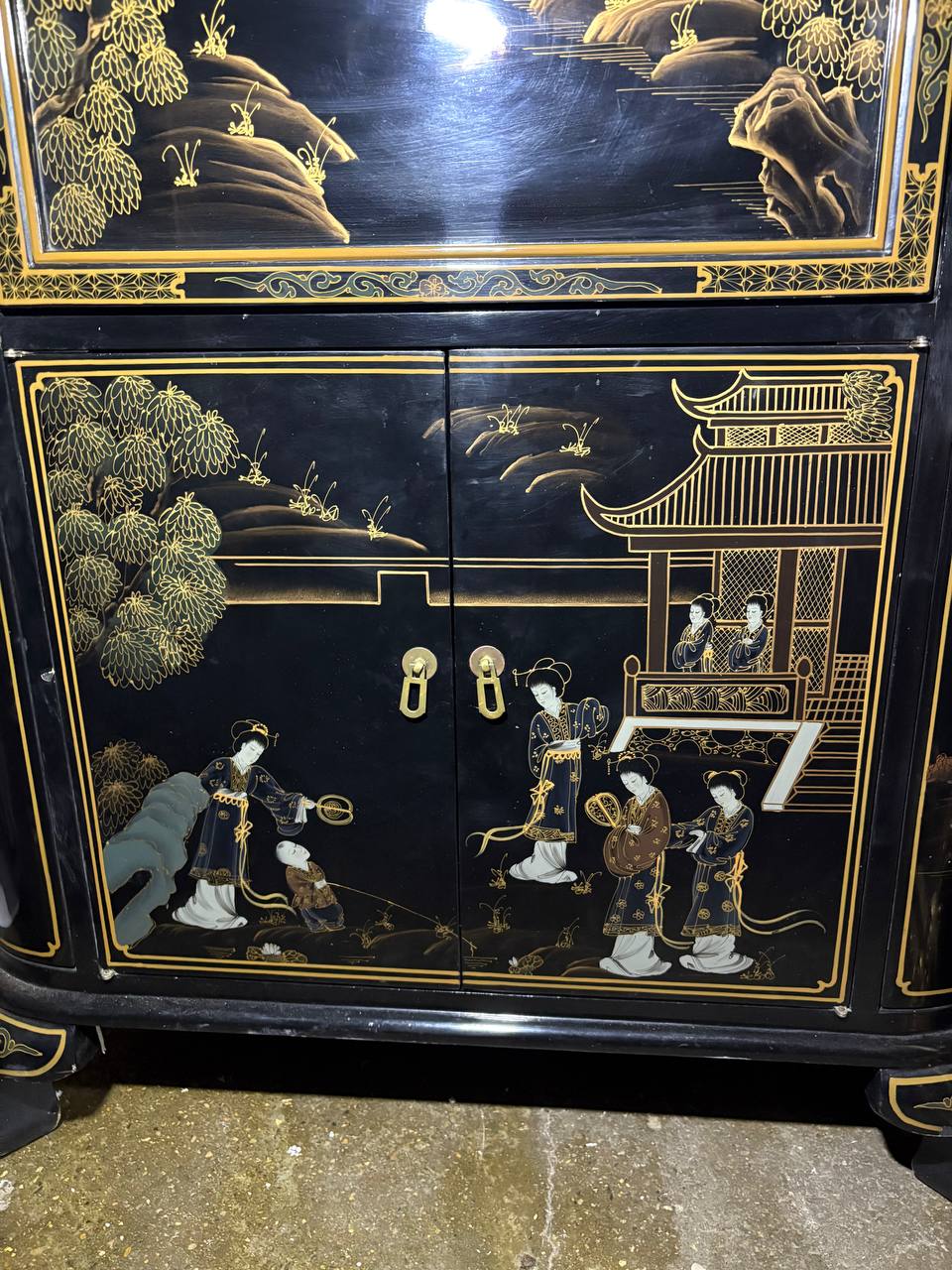 Тумба/Бар/Шкаф барный в стиле шинуазри