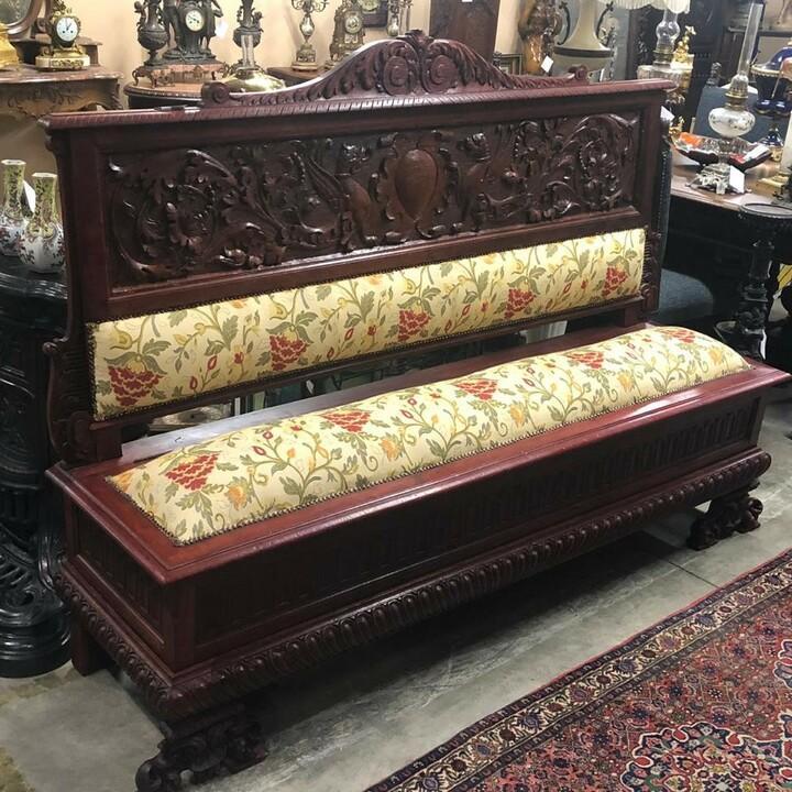 Скамья/лавка/диван в стиле ренессанс