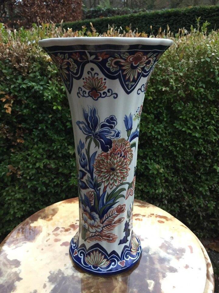 Ваза фарфоровая Boch