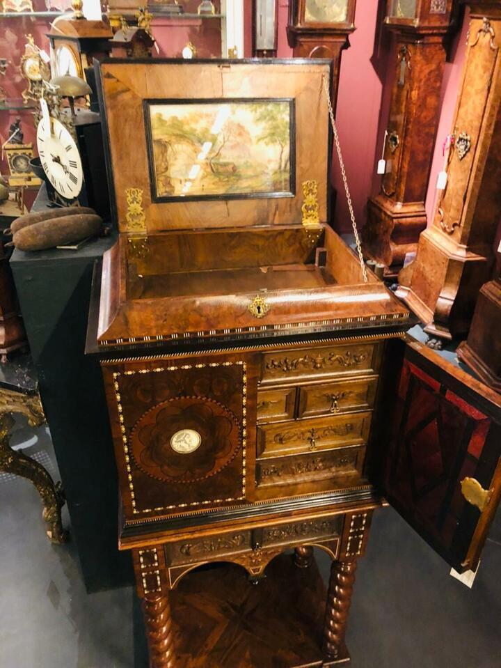 Шкаф/секретер антикварный