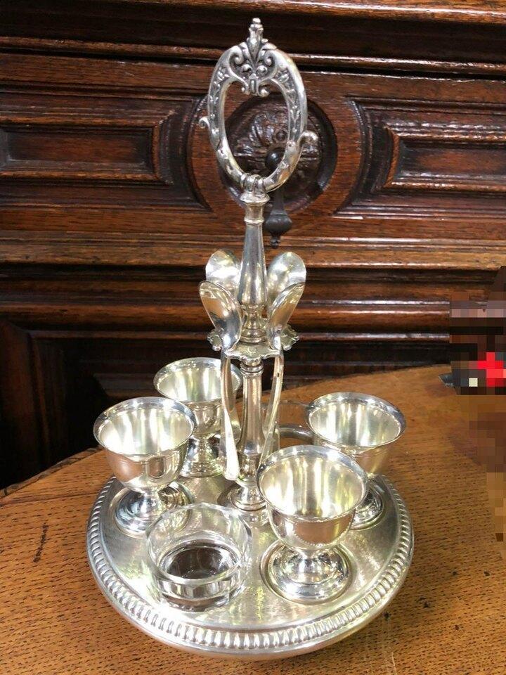 Подставка под яйца