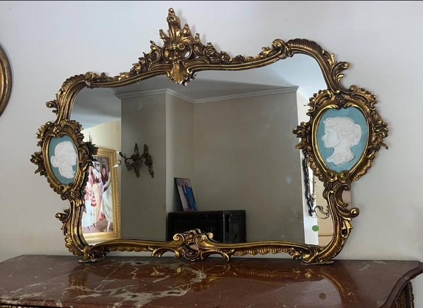 Зеркало настенное в стиле Людовика XV