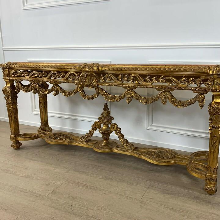 Консоль в стиле Людовика XVI