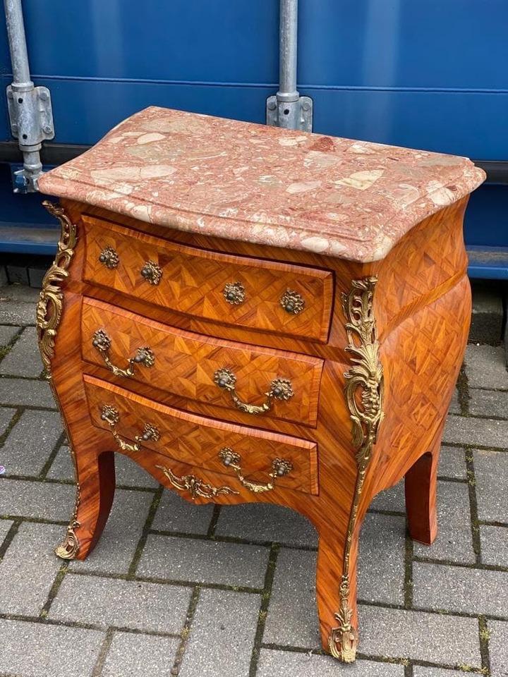 Комод/тумба в стиле Людовика XIV