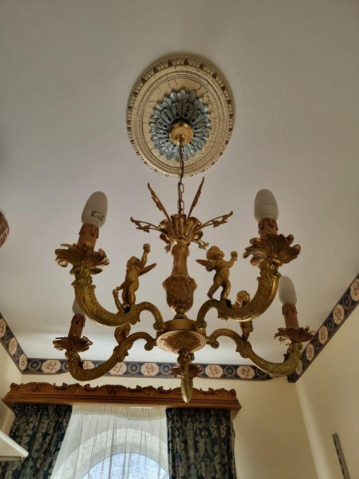 Люстра винтажная с путти