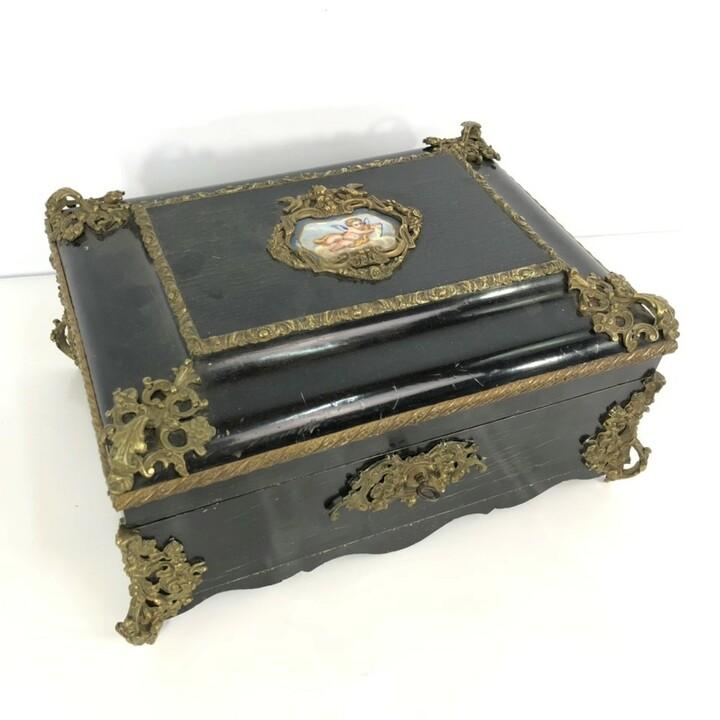 Шкатулка антикварная в стиле Наполеона III