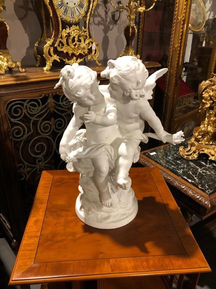 Скульптурная композиция с херувимами