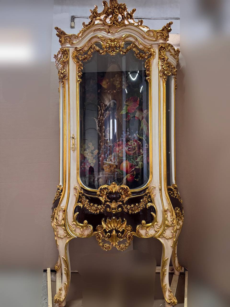 Витрина в стиле венецианского барокко