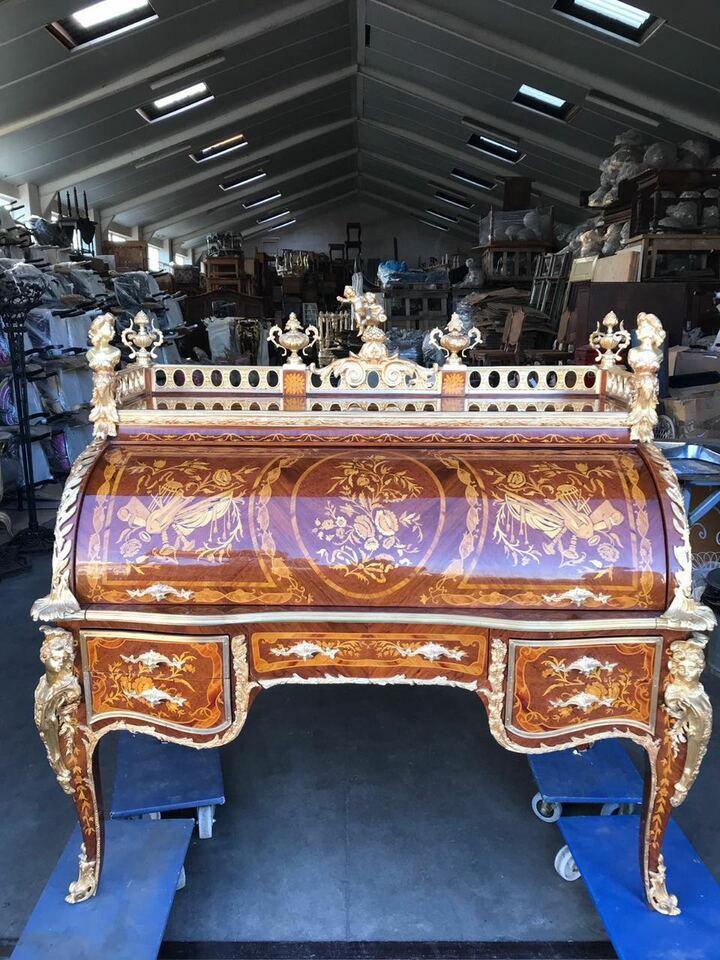 Бюро в стиле Людовика XIV