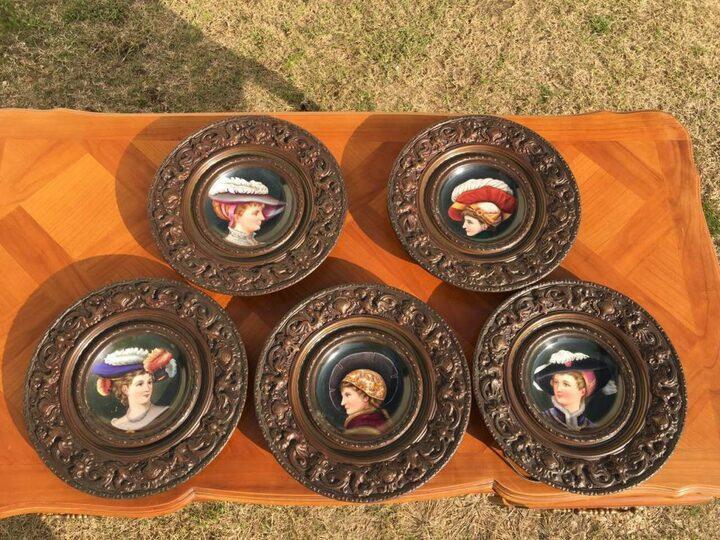 Тарелки 6 штук антикварные в медной оправе