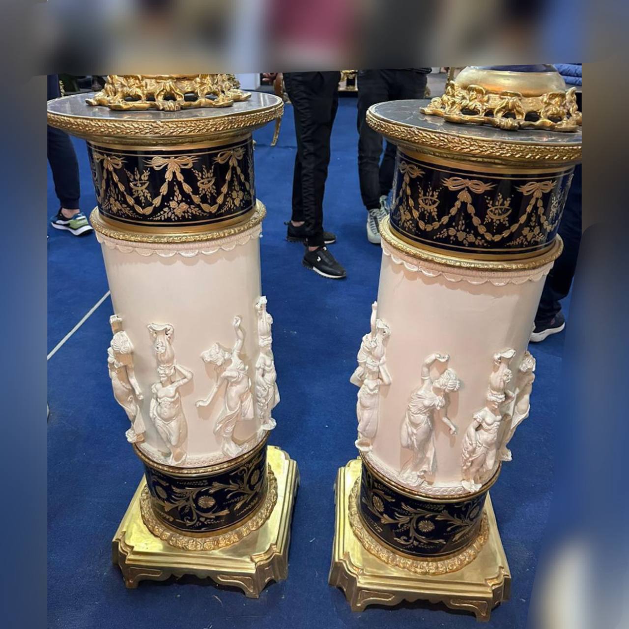 Постамент/подставка/колонна в стиле Людовика XVI 2 штуки