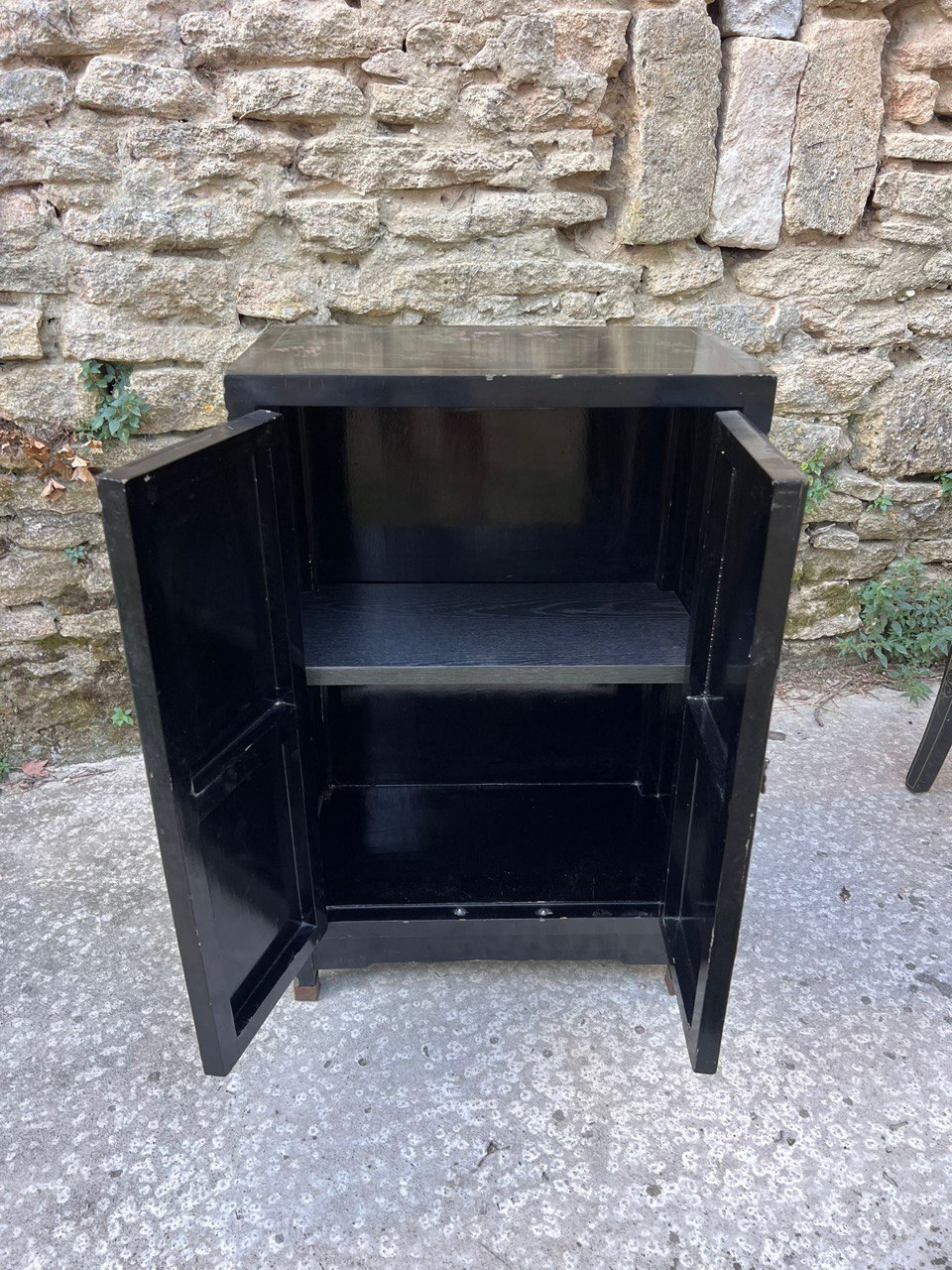 Тумба в стиле шинуазри