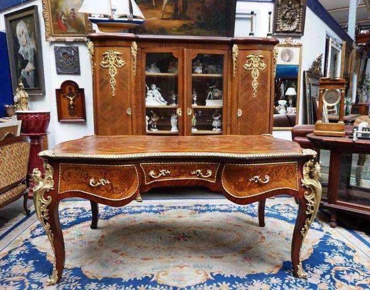 Комплект для кабинета: шкаф книжный и стол письменный