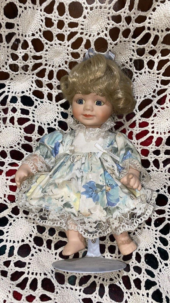 Кукла винтажная