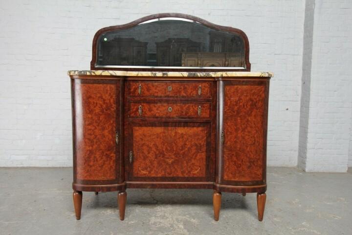 Комод с зеркалом в стиле Ар деко