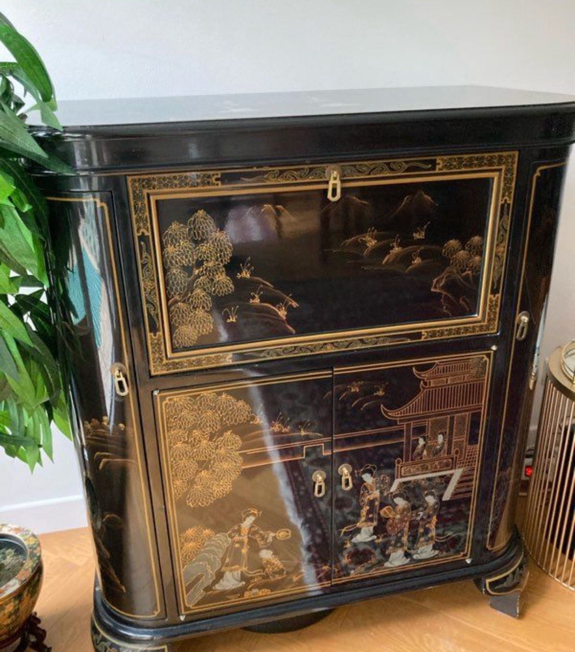 Тумба/Бар/Шкаф барный в стиле шинуазри