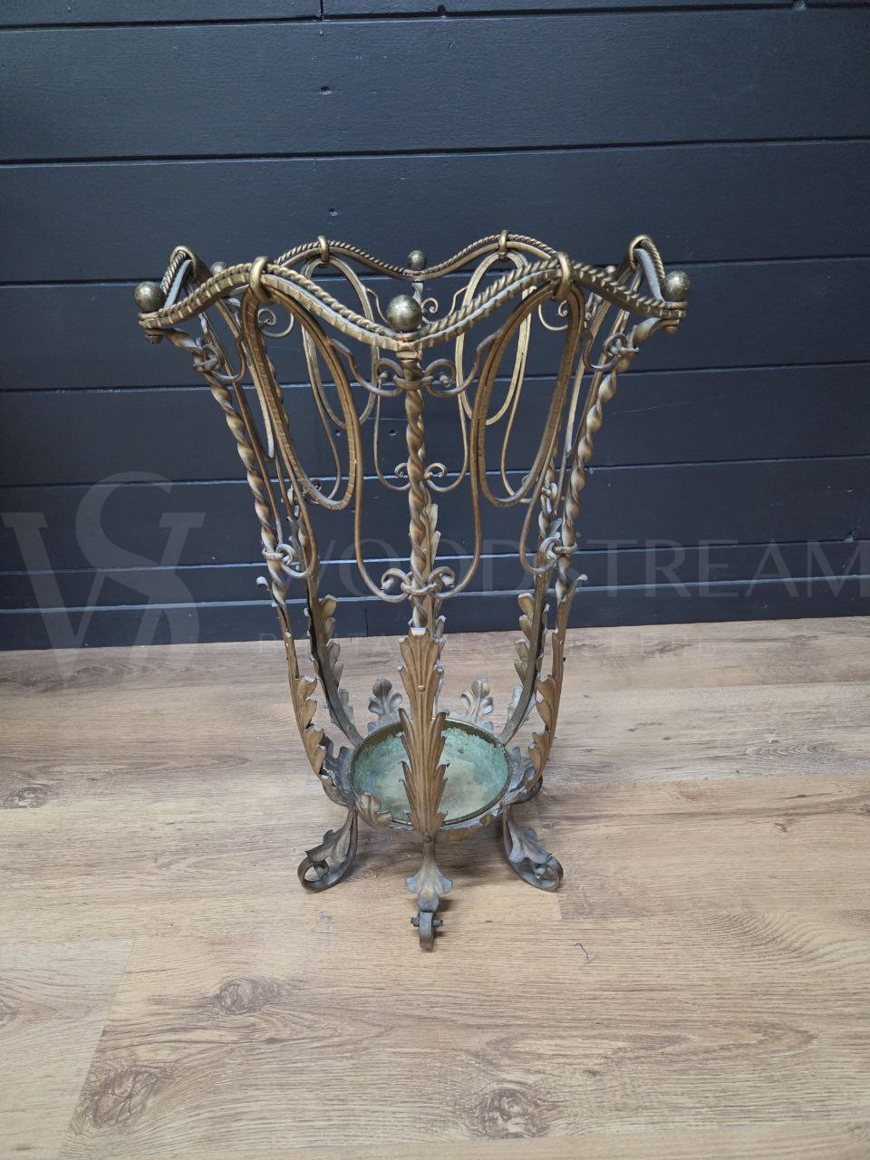 Зонтница/Подставка для зонтов в стиле Людовика XV