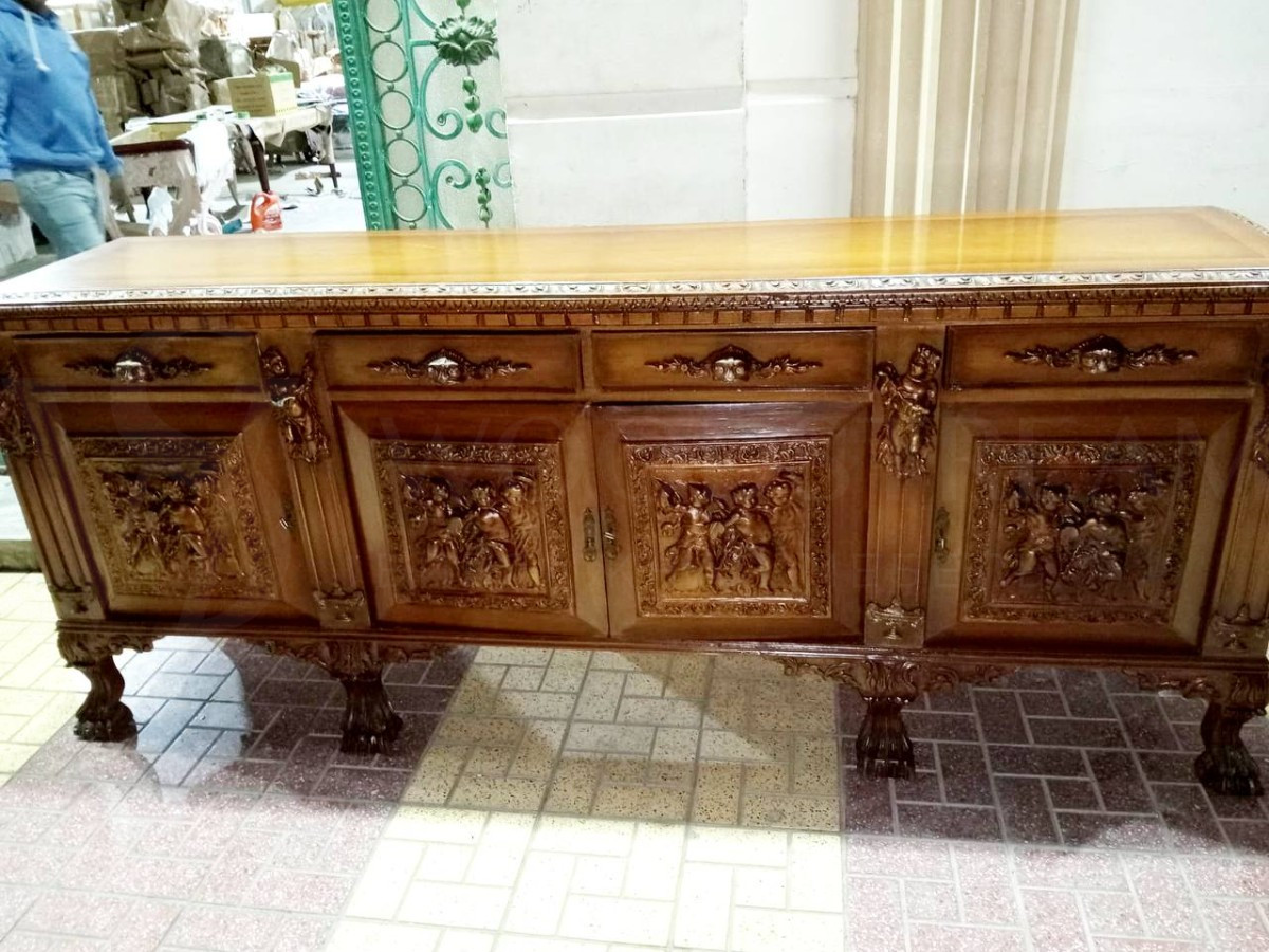 Комод/Дрессуар в стиле ренессанс