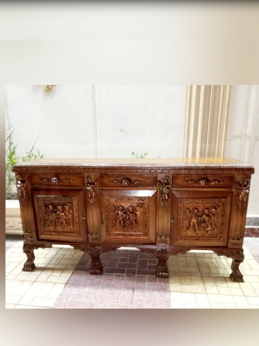 Комод/Дрессуар в стиле ренессанс