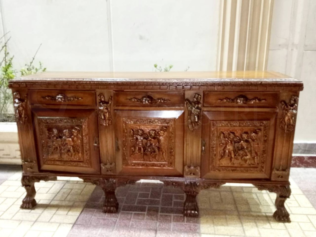 Комод/Дрессуар в стиле ренессанс