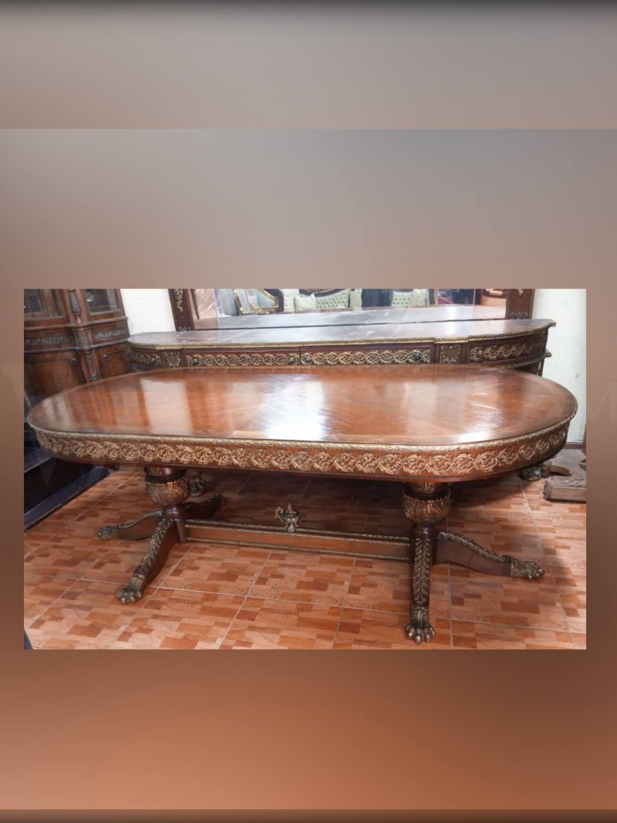 Стол обеденный в стиле Людовика XVI