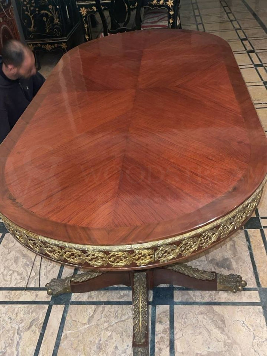 Стол обеденный в стиле Людовика XVI