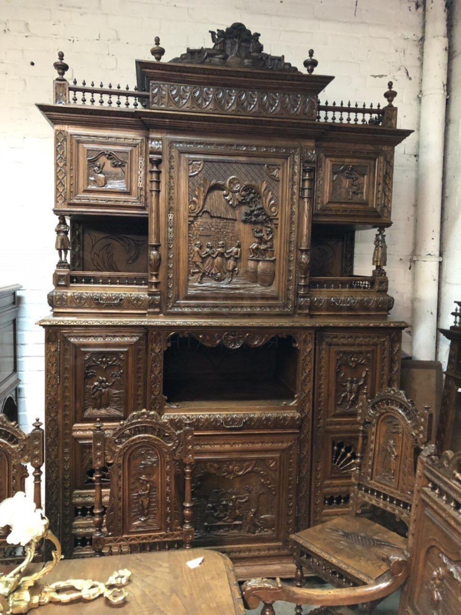 Буфет в бретонском стиле