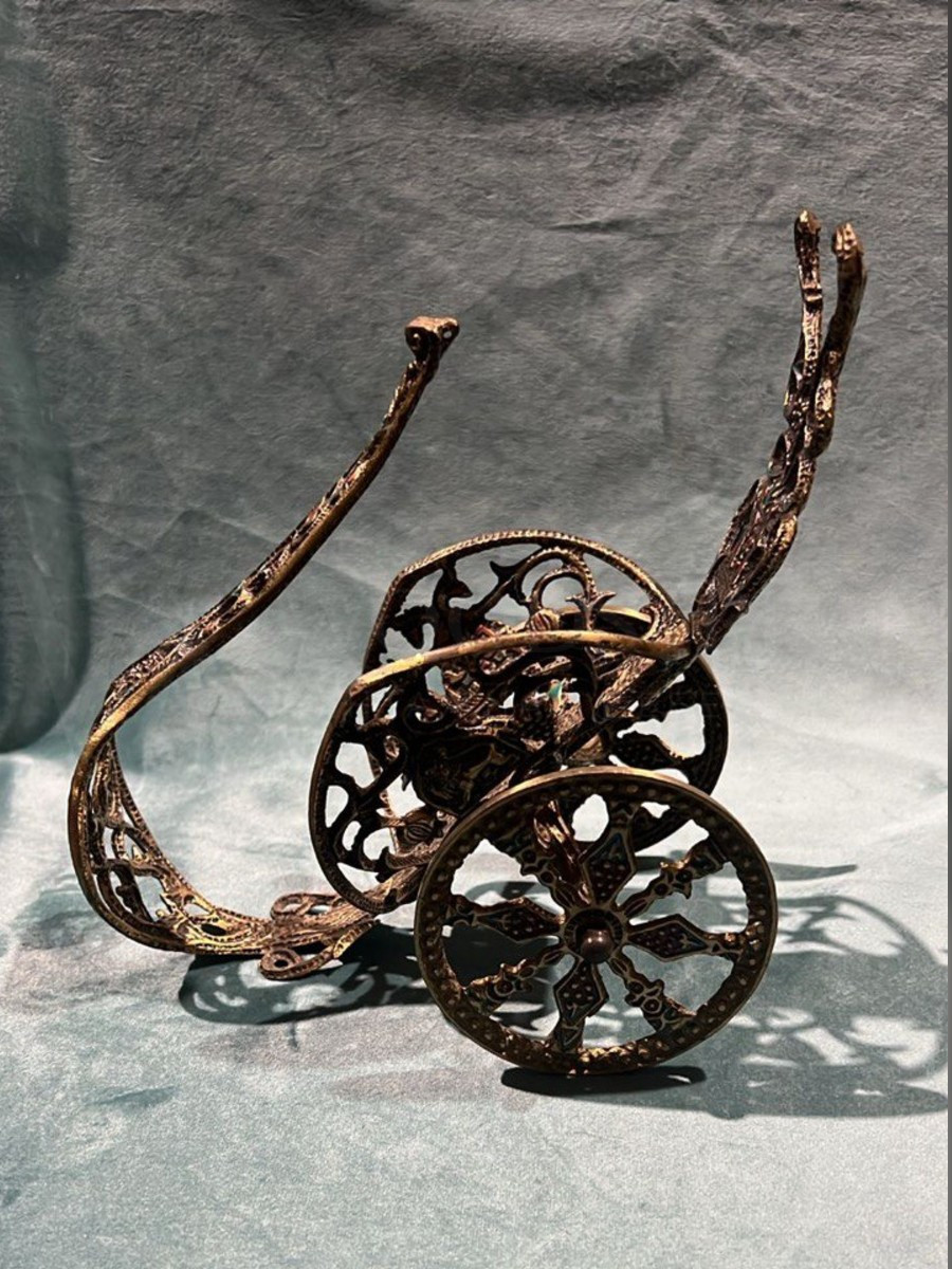 Подставка для бутылок винтажная